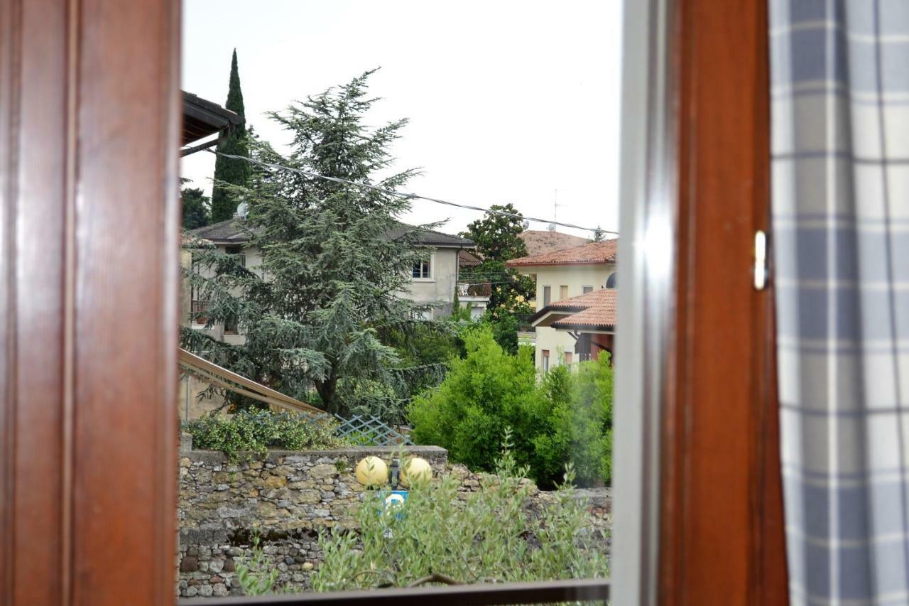 Torri Centro Apartamento Torri Del Benaco Exterior foto